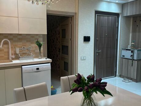 Аренда: 3-комнатная квартира, 110 м², Şah İsmayıl Xətai: 1 999 ₼/мес 5