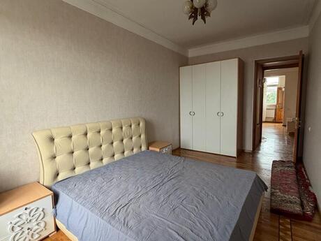 2-room apartment for rent, 70 m², Yasamal: 700 ₼/mo 5