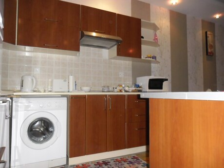 Kirayə 2 otaqlı mənzil, 67 m², 28 May: 1 000 ₼/ay 4