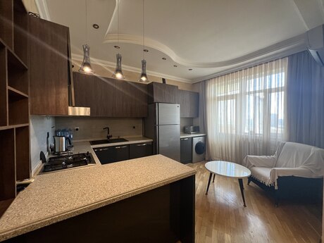3-room apartment for rent, 84 m², Nəsimi: 1 000 ₼/mo 2