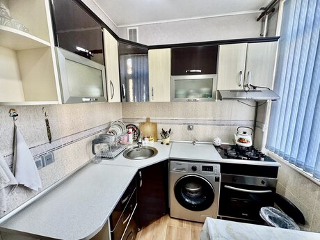 Объявление №6487982 - Баку, м. Кара Караев, 2-комн., 50 м², 4/4 этаж