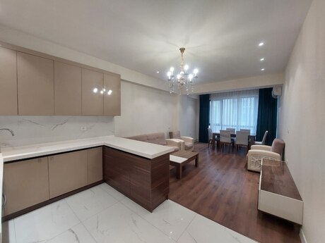 3 otaq · 100 m² · 14/18 mərtəbə, Nəsimi