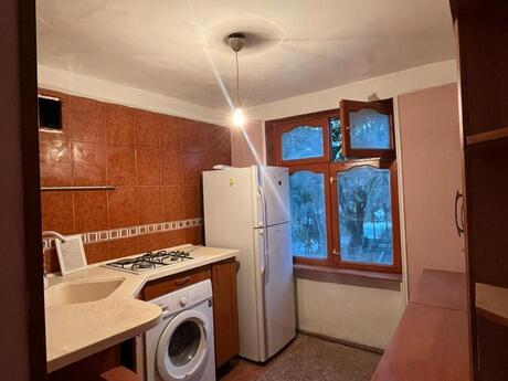1 rooms · 90 m² · floor 2/5, Elmlər Akademiyası