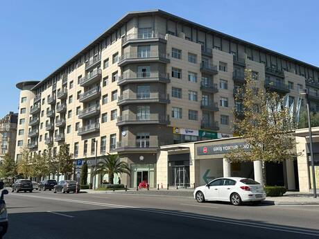 5 otaqlı mənzil, 206 m², Ağ şəhər: 1 030 000 ₼ 3