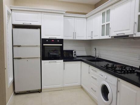 2-room apartment for rent, 67 m², Park Azure: 1 300 ₼/mo 5