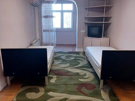 2 rooms · 50 m² · floor 4/5, Gənclik