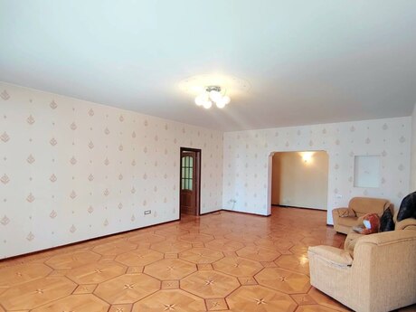 Объявление №6488237 - Баку, Ясамальский р., 3-комн., 140 м², 10/14 этаж