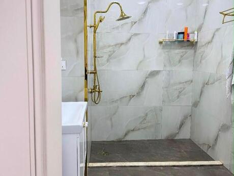 3 otaqlı mənzil, 135 m², Azadlıq Prospekti: 380 000 ₼ 3
