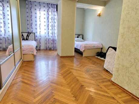İnşaatçılarda 3 otaqlı köhnə tikili mənzil satılır, 100 m², 257 000 AZN, şəkil 3 / 9