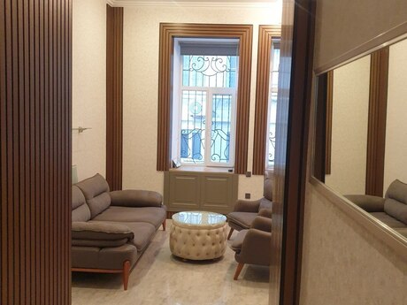 2 otaq · 50 m² · 1/2 mərtəbə, Sahil
