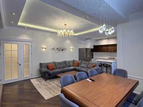 Kirayə 3 otaqlı mənzil, 134 m², Nəriman Nərimanov: 1 200 ₼/ay 2