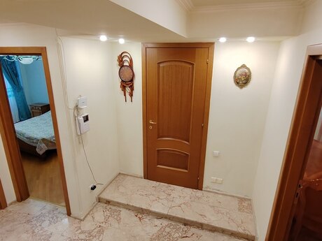 2-room apartment for rent, 75 m², 28 May: 40 ₼/mo 4