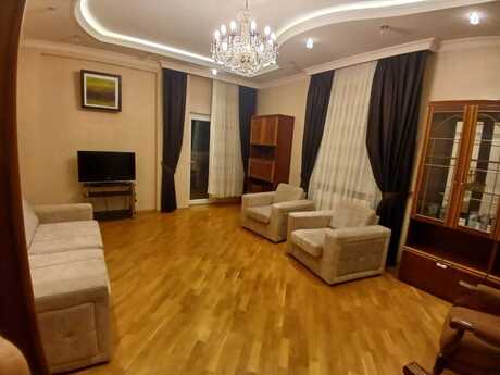 3-комнатная квартира, 140 м², İnşaatçılar: 359 000 ₼ 4