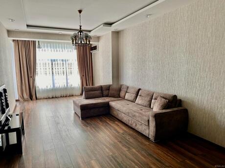 Elan №6488375 - Bakı, Şah İsmayıl Xətai m., 3 otaqlı, 121 m², 14/16 mərtəbə