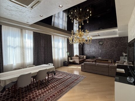 4-room apartment for rent, 220 m², Gənclik: 2 100 ₼/mo 2
