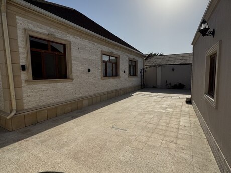 5-room house, 130 m², Binə: 200 000 ₼ 4