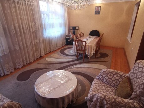 4-room apartment for rent, 120 m², Azadlıq Prospekti: 600 ₼/mo 2