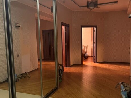 Kirayə 3 otaqlı mənzil, 110 m², Nizami: 999 ₼/ay 3