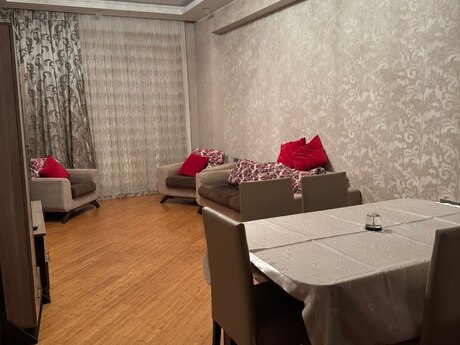 Kirayə 3 otaqlı mənzil, 110 m², Nizami: 999 ₼/ay 4
