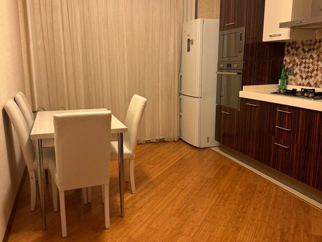 Kirayə 3 otaqlı mənzil, 110 m², Nizami: 999 ₼/ay 5
