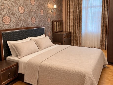 Kirayə 3 otaqlı mənzil, 110 m², Nizami: 999 ₼/ay 2