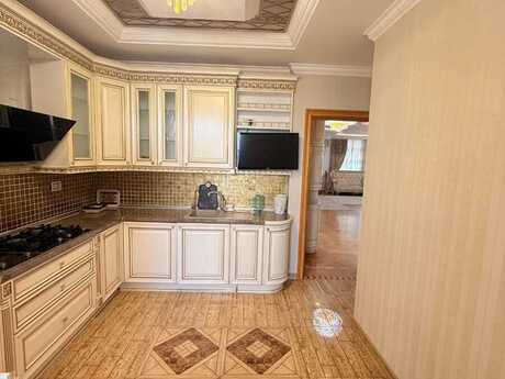 3-room apartment for rent, 140 m², Gənclik: 1 500 ₼/mo 5