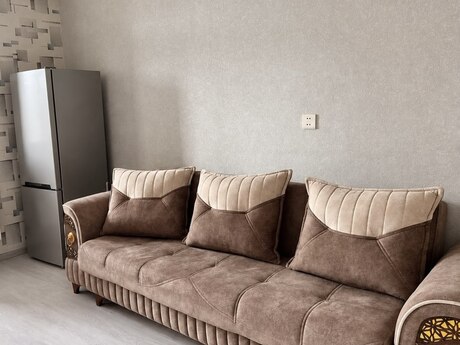 2 otaq · 65 m² · 8/18 mərtəbə, Şah İsmayıl Xətai