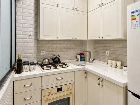 3 otaqlı mənzil, 70 m², 28 May: 305 000 ₼ 3