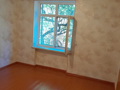 2-room old-build apartment for sale in Binəqədi, 42 m², 105 000 AZN, photo 2 / 7