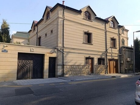 Elan №6488633 - Bakı, Nəsimi m., 14 otaqlı, 485 m²