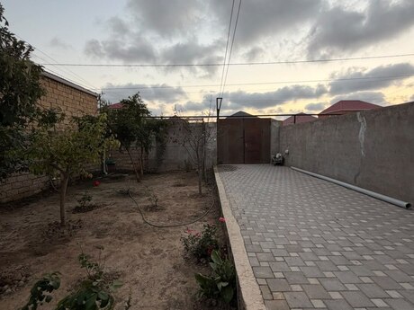 6 otaqlı həyət evi, 200 m², Zabrat: 120 000 ₼ 3