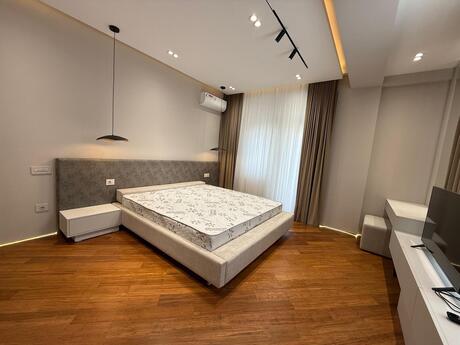 Аренда: 3-комнатная квартира, 155 м², Gənclik: 2 000 ₼/мес 4