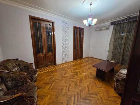 Объявление №6488755 - Баку, м. Ичеришехер, 3-комн., 80 м², 4/4 этаж