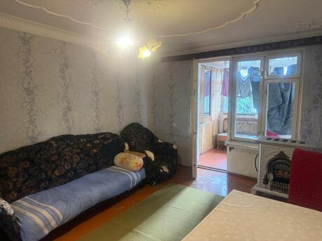 3 otaq · 74 m² · 5/5 mərtəbə, İnşaatçılar