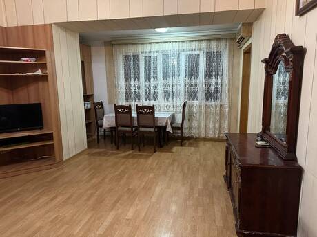 Kirayə 3 otaqlı mənzil, 100 m², Sahil: 799 ₼/ay 2