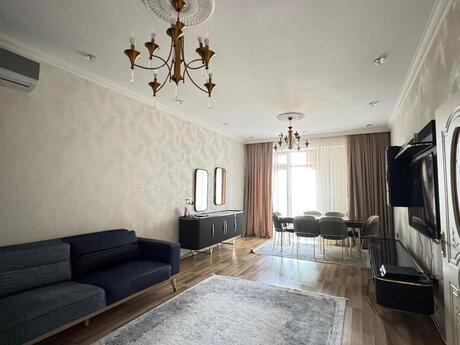 Продаётся 2-комнатная квартира в новостройке, ЖК Grand Hayat, 99 м², 325 000 AZN, фото 2 / 9