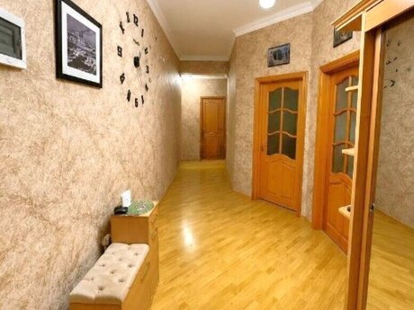 Объявление №6488940 - Баку, м. Иншаатчылар, 4-комн., 130 м², 17/19 этаж