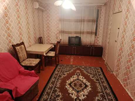 2 otaq · 45 m² · 1/5 mərtəbə, Memar Əcəmi