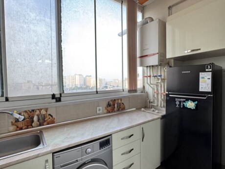 Nəsimidə 2 otaqlı yeni tikili mənzil kirayə verilir, 50 m², 650 AZN/ay, şəkil 5 / 10