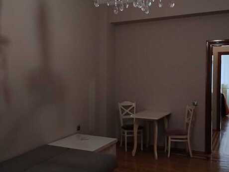 3-room apartment for rent, 150 m², Nərimanov: 170 ₼/mo 2