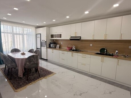 8-room house for sale in Biləcəri, 220 m², 119 000 AZN, photo 2 / 11