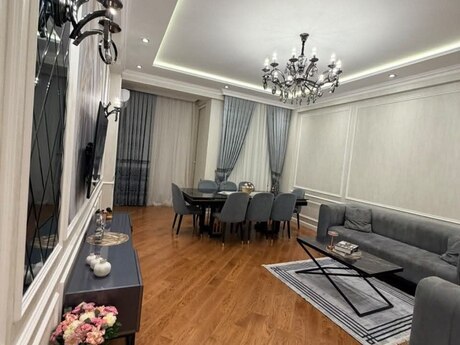 4-комнатная квартира, 165 м², 8-ci mikrorayon: 575 000 ₼ 5