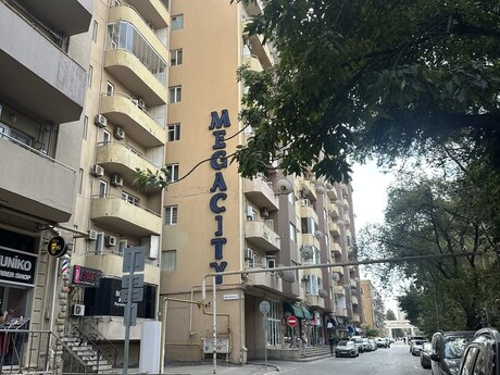 4 otaq · 165 m²