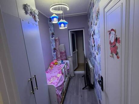 Bakıxanovda 2 otaqlı köhnə tikili mənzil satılır, 55 m², 133 000 AZN, şəkil 3 / 12