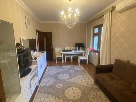 2-комнатная квартира, 45 м², Azadlıq Prospekti: 145 000 ₼ 3