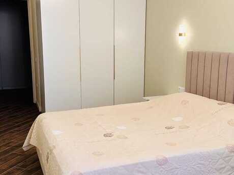 Renessans Palace kompleksində 2 otaqlı yeni tikili mənzil kirayə verilir, 70 m², 1 200 AZN/ay, şəkil 5 / 12