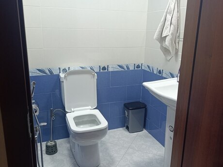3-room new-build apartment for sale in Nərimanov, 127 m², 298 500 AZN, photo 2 / 12