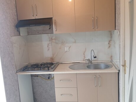 2-room apartment, 40 m², Bakıxanov: 110 000 ₼ 5