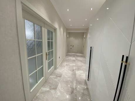 3-room apartment for rent, 155 m², Xətai: 1 200 ₼/mo 3