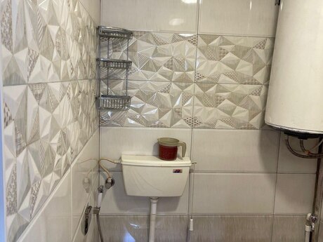 1-room house for rent in 20-ci sahə, 20 m², 270 AZN/mo, photo 5 / 8